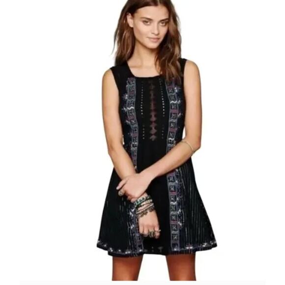 FREE PEOPLE Water Lily Mini Dress Sz 10 Black Aztec Boho Pinstripe Embroidered - Picture 1 of 10